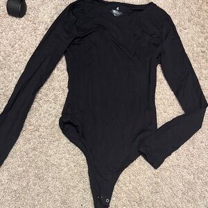 Juga Black Long Sleeve Top